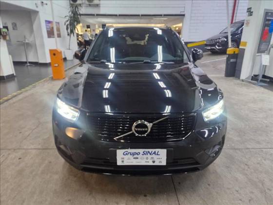 VOLVO XC40 1.5 T5 RECHARGE R-DESIGN GEARTRONIC VOLVO XC40 1.5 T5 RECHARGE R-DESIGN GEARTRONIC